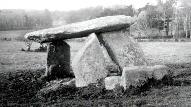 Carwynnen Quoit as it looked more than 40 years ago