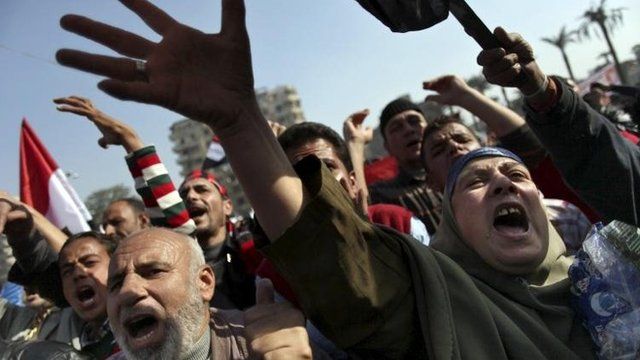 Anti-Muslim Brotherhood protesters in Tahrir Square, Cairo (30 Nov)