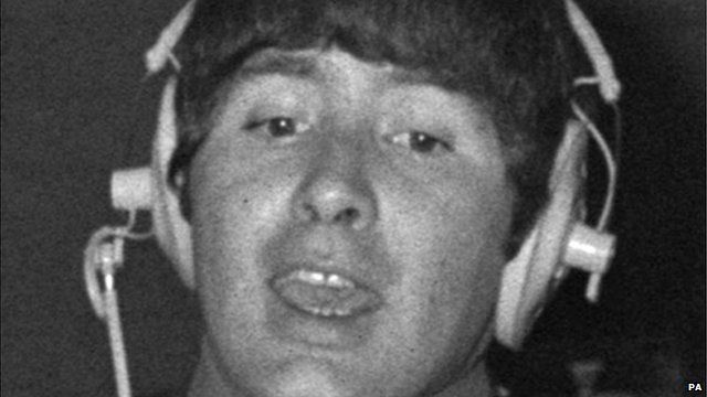 Reg Presley during a recording session with the Troggs
