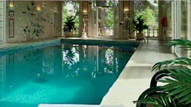 Still of hotel swimming pool