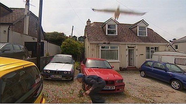 Resident being attacked by gull