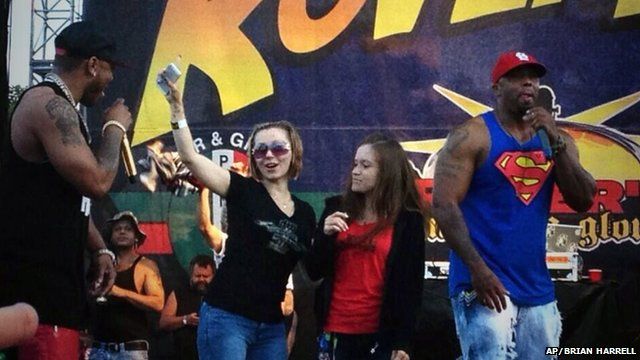 US rapper Nelly onstage with Amanda Berry