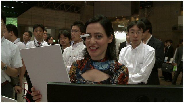 LJ Rich tries out 'instant translate' glasses