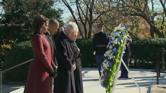 President Barack Obama, Michelle Obama, Bill Clinton and Hillary Clinton at JFK grave