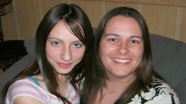 Victoria Harrison and mother Tracy Foskett