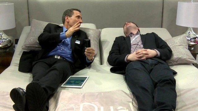 Sleep Number's Pete Bils takes the BBC's Dave Lee to bed