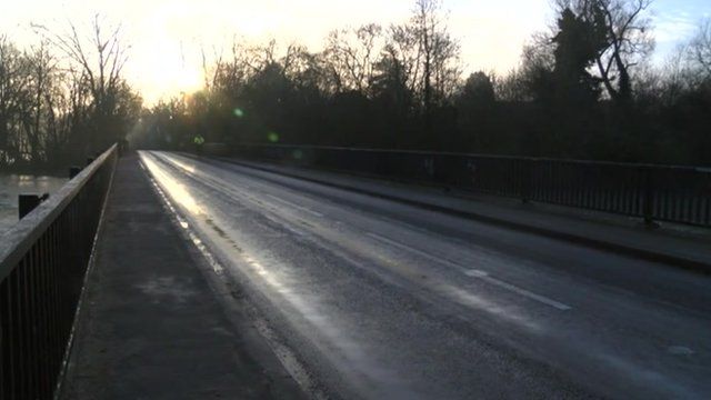 Sonning Bridge