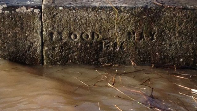 The water levels in Diglis Basin