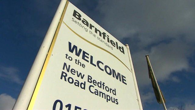Barnfield College sign