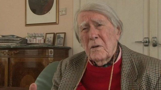 Capt Raymond "Jerry" Roberts