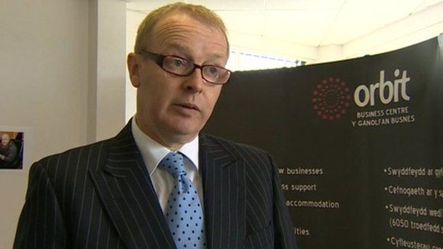 Dr Paul Worthington