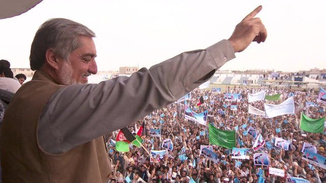 Leading candidate Abdullah Abdullah at a rally