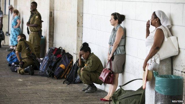 People in Ashkelon