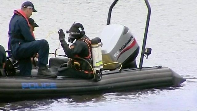 Search and rescue dive team