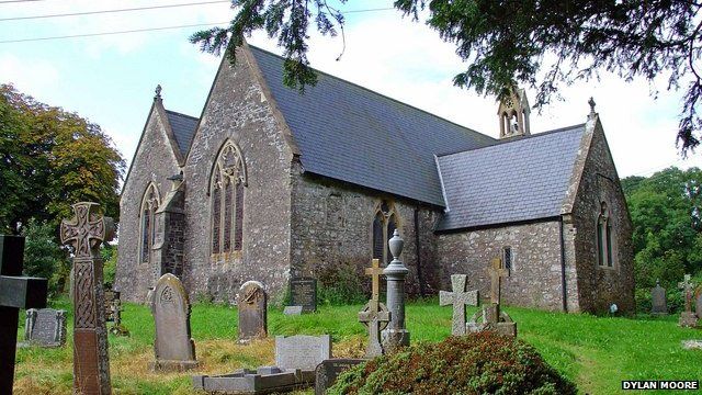 St Peter's Church, Lampeter Velfrey - photo by Dylan Moore