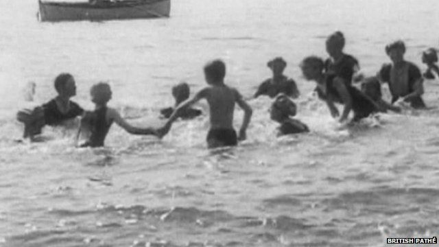 A day at the seaside in the early 1900's