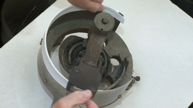 Starching a collar