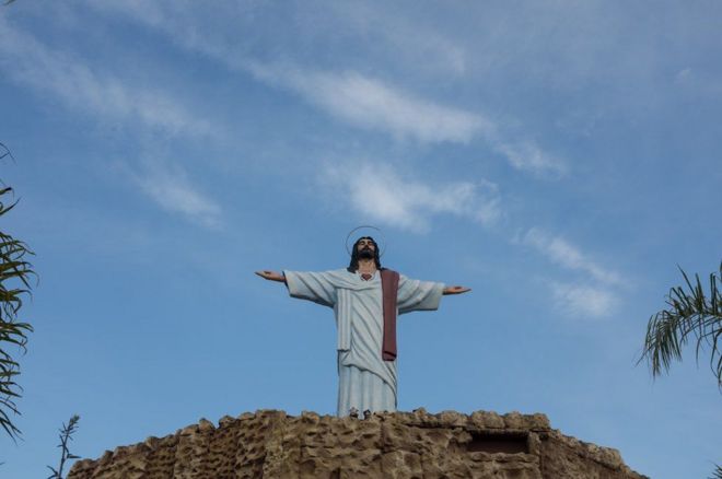 تمثال آلي للمسيح