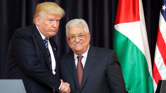 ترامب يعلن التزامه بالتوصل إلى اتفاق سلام بعد لقاء عباس