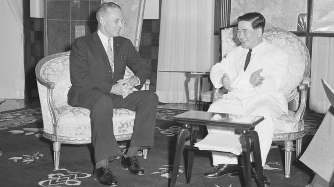 Maxwell và Ngô Đình Diệm