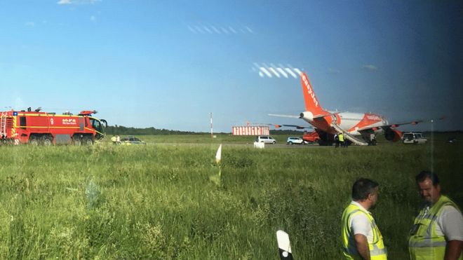 The Easyjet plane