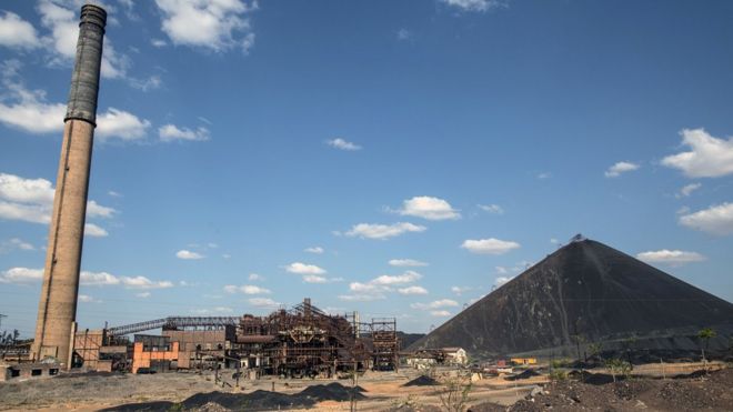 La société Glencore a rejeté les accusations de corruption concernant les transactions l'ayant notamment conduit à disposer d'une large majorité dans Katanga Mining, ainsi que sur la renégociation de contrats miniers en RDC.