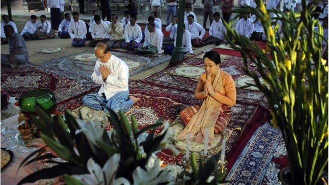 Hồi 2011, Tổng thống Myanmar khi đó, ông Thein Sein cùng phu nhân Khin Khin Win cũng đến thăm đền này và làm lễ hôm 13/10. Myanmar là quốc gia có đa số dân theo Phật giáo