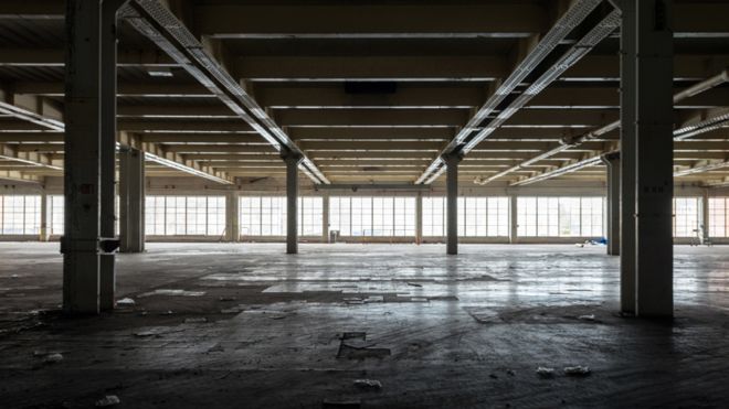 مصنع سابق لصناعة النايلون