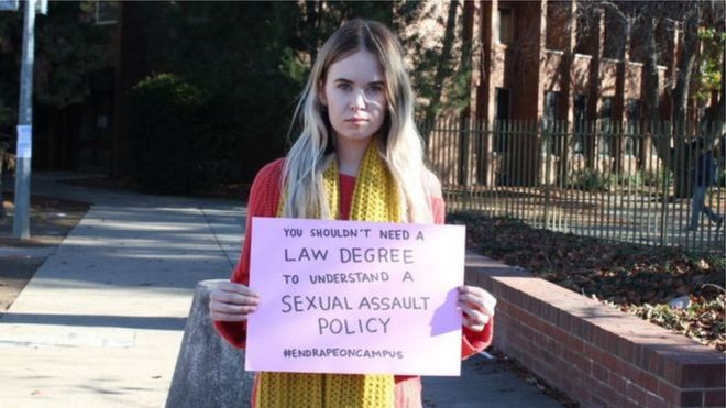 نصف طلاب جامعات أستراليا "يتعرضون للتحرش الجنسي" _97157827__97146817_img_4836