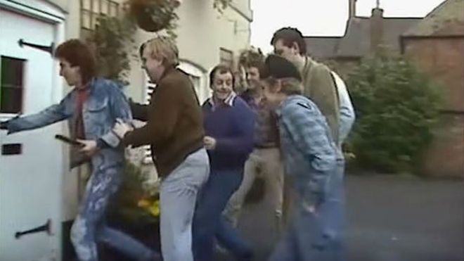 Watch Auf Wiedersehen Pet Series 2 Online - crossbuckshee
