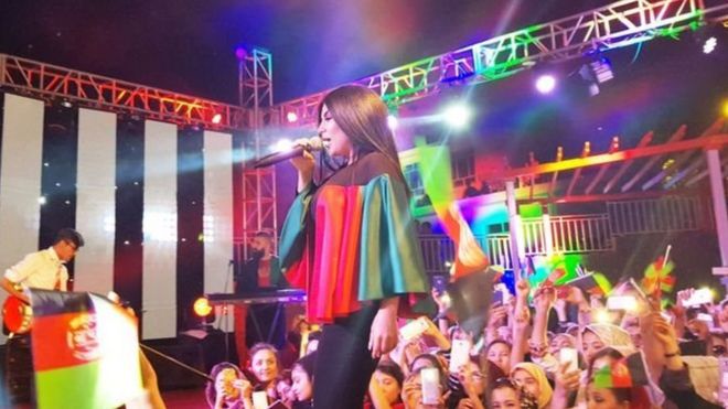 ஆப்கானிஸ்தானில் இசை நிகழ்ச்சி நடத்திய பாப் பாடகி ஆரியான சயீத்