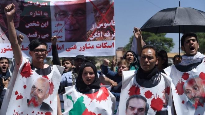 Afghan protesters shout anti-government slogans during a protest against the government following a catastrophic truck bomb attack near Zanbaq Square in Kabul on June 2, 2017.