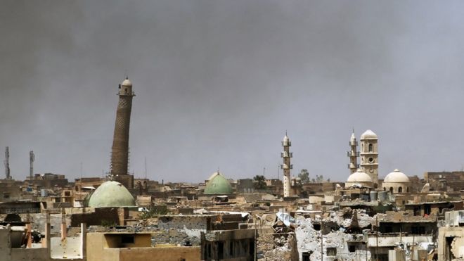 24 Mayıs 2017'de çekilen bu fotoğrafta Nuri Camii'nin minaresi görünüyor