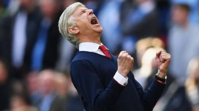 Arsene Wenger amesema kuwa amehujumiwa sana msimu huu