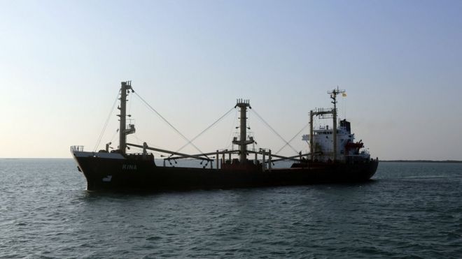 A ship carrying food aid from the World Food Program arrives at the port of the Yemeni coastal city of Hudaydah on 26 November, 2017.