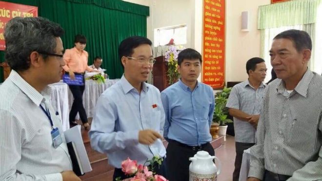 Ông Võ Văn Thưởng trong cuộc tiếp xúc cử tri