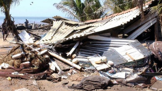 2004 - இல் உலகையே புரட்டிப்போட்ட சுனாமி