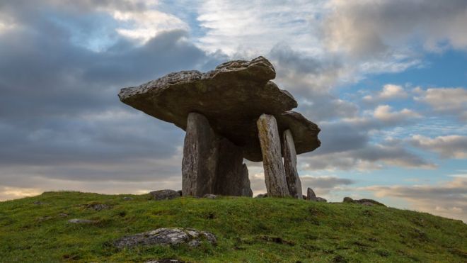 Poulnabrone dolmen, County Clare