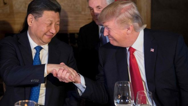 Rais wa jamhuri ya raia wa China Xi Jinping na mwenzake wa Marekani Donald Trump