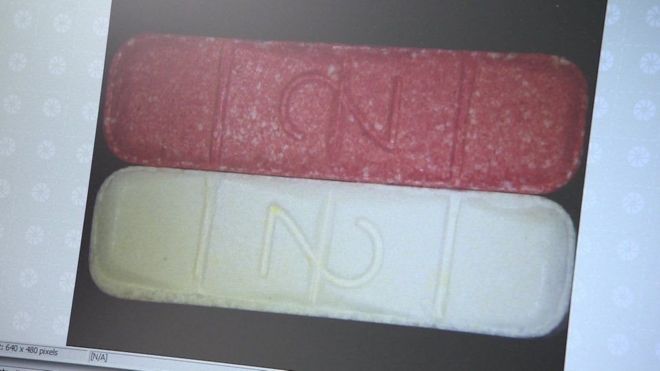 تحذيرات من شراء "عقاقير مزيفة" عبر مواقع التواصل الاجتماعي