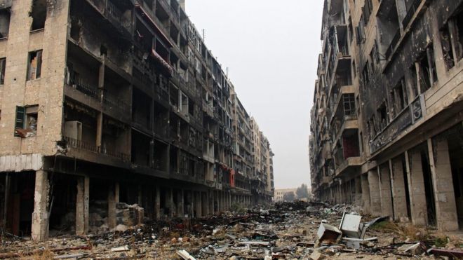 
الغارديان: سكان حلب يذبحون فهل تعلمنا شيئا من سربرينيتشا؟