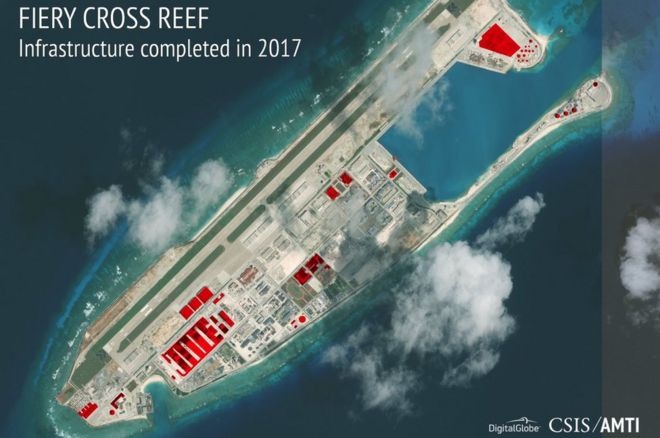 foto de satélite do recife de Fiery Cross