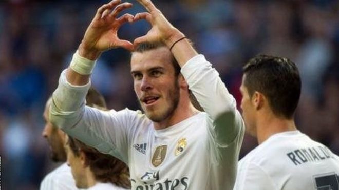 Real Madrid ilikubali uhamisho wa winga Gareth Bale kuelekea Manchester United lakini mchezaji huyu akakataa uhamisho huo.(Don Balon, via Daily Star)