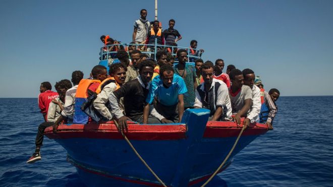 Migrant boat off Libya, 2 Aug 2017