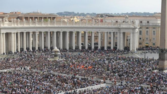 مشهد من قداس عيد الفصح بالفاتيكان الذي ترأسه البابا فرانسيس