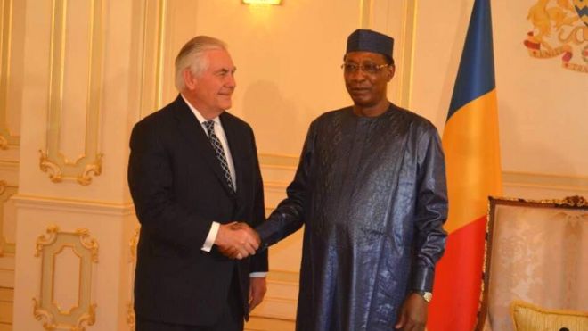 Rex Tillerson, le chef de la diplomatie tchadienne a déclaré lundi que Washington envisageait de lever l'interdiction de voyager aux Tchadiens