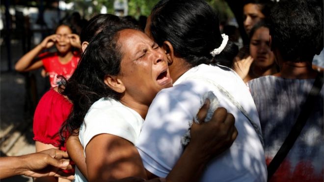 mujer llorando