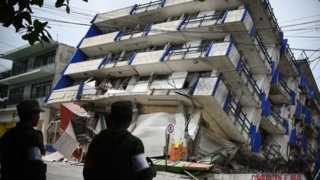 Un edificio colapsado en Oaxaca