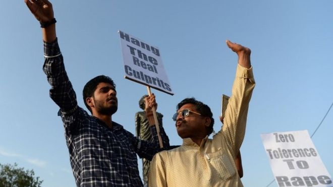 Demonstrators in Jammu demand tougher sentences for child rapists, 19 April 2018