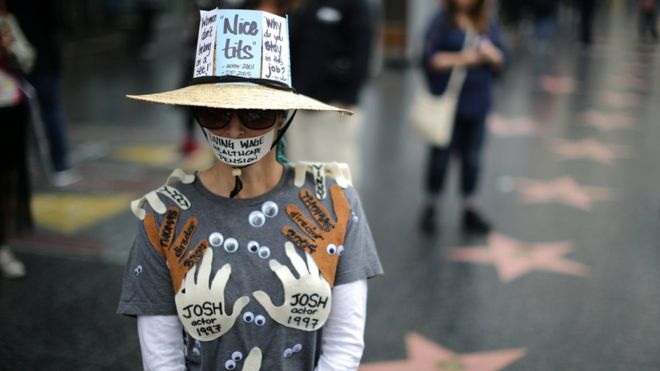 Me Too kampanyası yürüyüşü